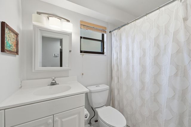 6403 Eastpointe Pines Street Street, Palm Beach Gardens, FL 33418