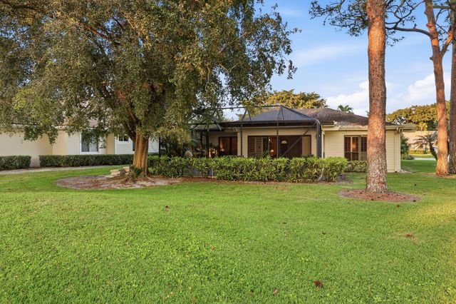 6403 Eastpointe Pines Street Street, Palm Beach Gardens, FL 33418