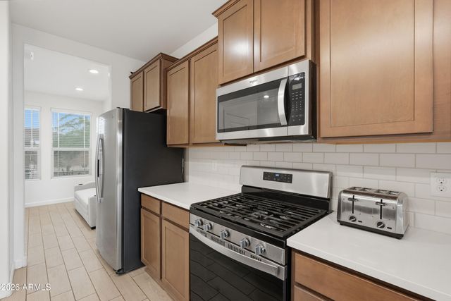 16537 W HAYLEY Way, Goodyear, AZ 85338