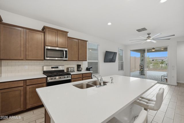 16537 W HAYLEY Way, Goodyear, AZ 85338