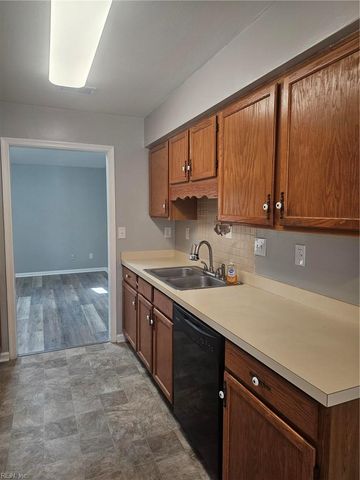 2213 Archives CT, Virginia Beach, VA 23464