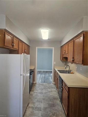 2213 Archives CT, Virginia Beach, VA 23464