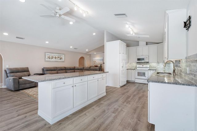 33 MAGNOLIA DRIVE N, Ormond Beach, FL 32174