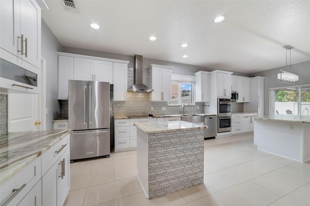 4513 SEAFARER WAY, Orlando, FL 32817