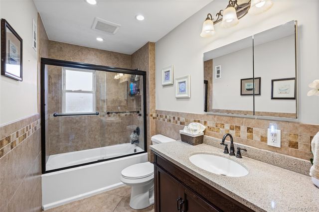 3530 Long Beach Road 27, Oceanside, NY 11572