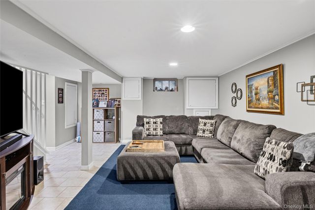 3530 Long Beach Road 27, Oceanside, NY 11572