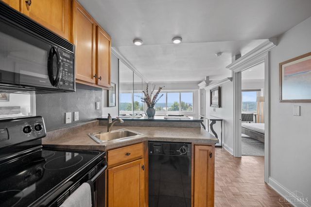 2200 Victory Parkway, Cincinnati, OH 45206
