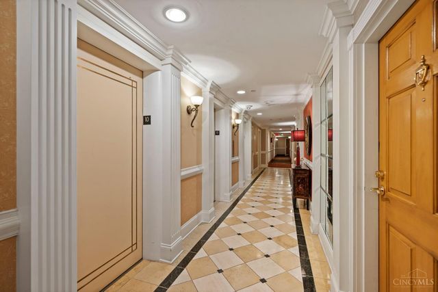 2200 Victory Parkway, Cincinnati, OH 45206