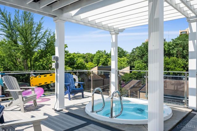 2200 Victory Parkway, Cincinnati, OH 45206