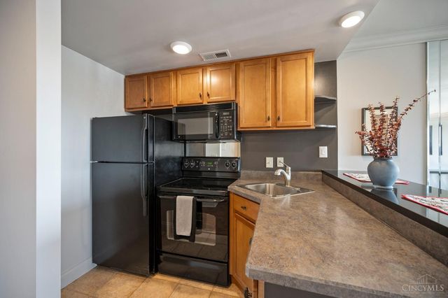 2200 Victory Parkway, Cincinnati, OH 45206