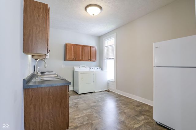 303 W Jefferson Street, Franklin, IN 46131