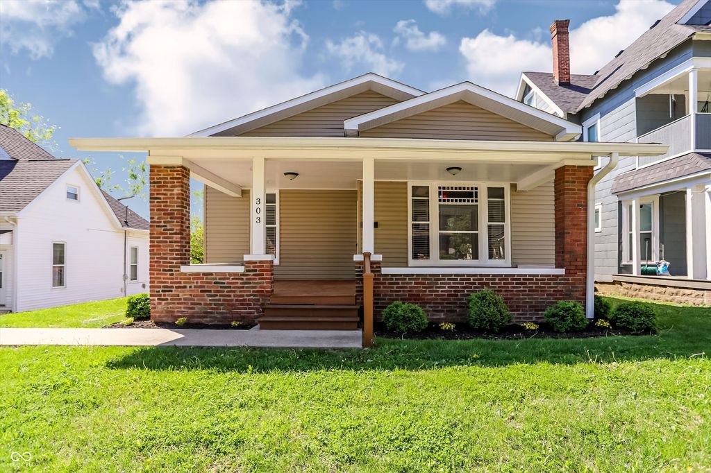 303 W Jefferson Street, Franklin, IN 46131