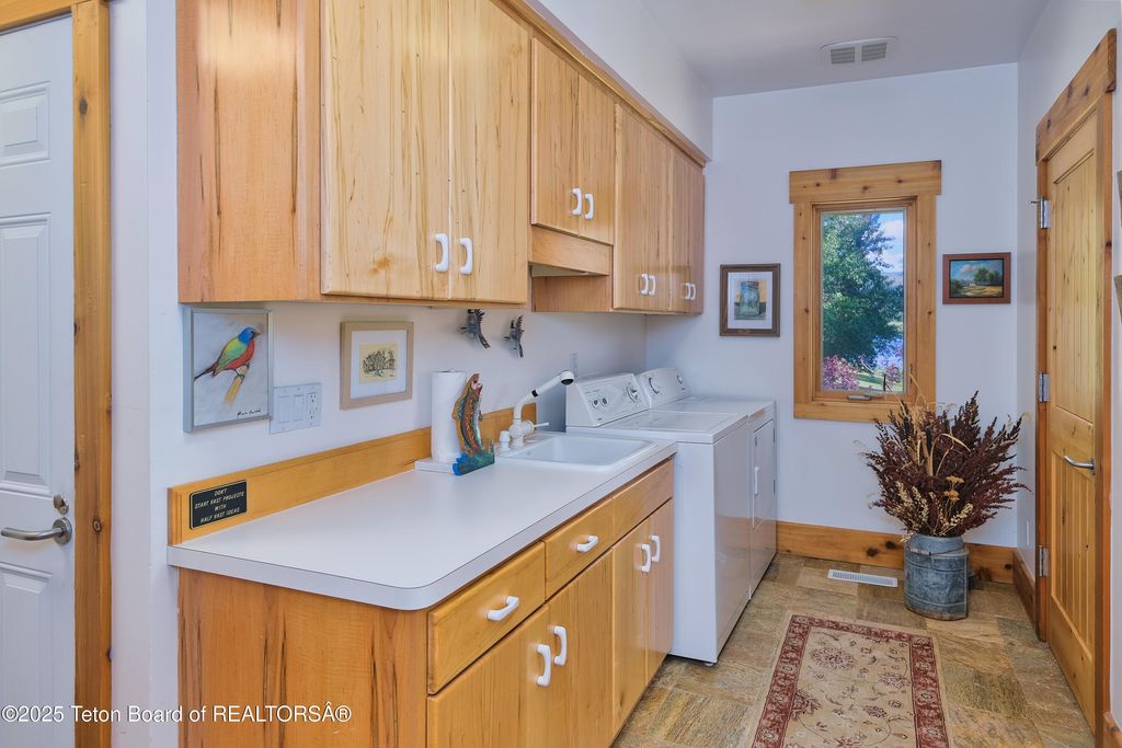 169 RAVEN RD, Irwin, ID 83428 photo 29