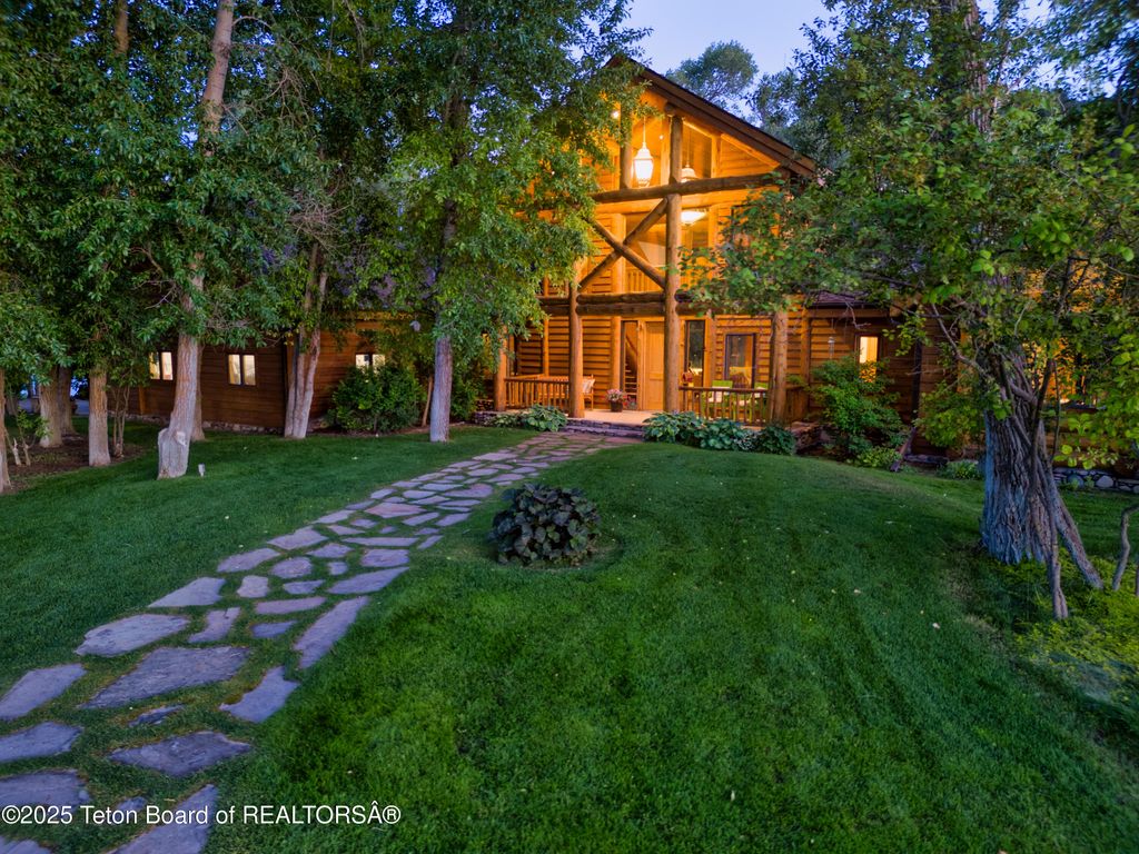 169 RAVEN RD, Irwin, ID 83428 photo 3