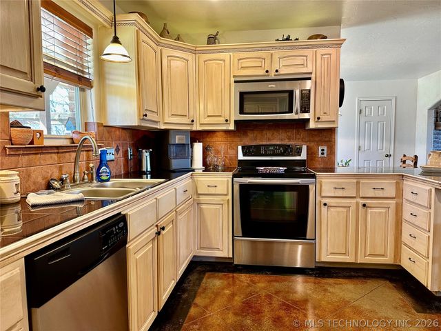 199 Buel Green Road, Sulphur, OK 73086