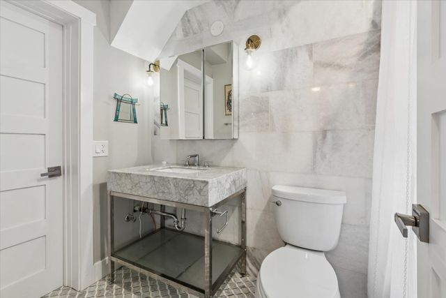 26 E 14th Place 5W, Chicago, IL 60605