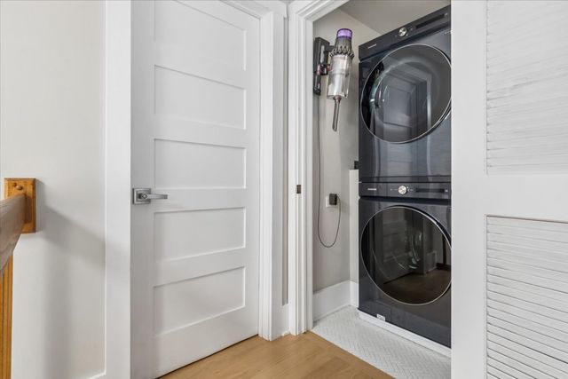 26 E 14th Place 5W, Chicago, IL 60605