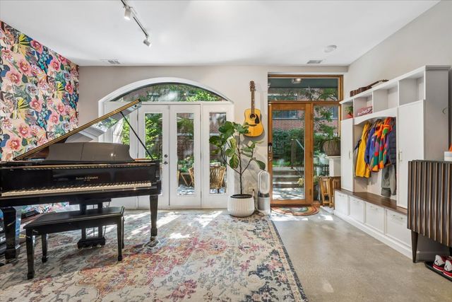 26 E 14th Place 5W, Chicago, IL 60605