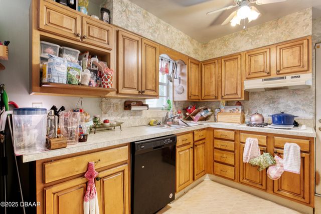 149 Granada Street, Holly Hill, FL 32117