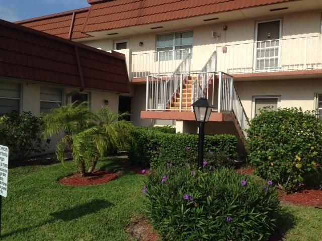 12009 W Poinciana Boulevard 102, Royal Palm Beach, FL 33411