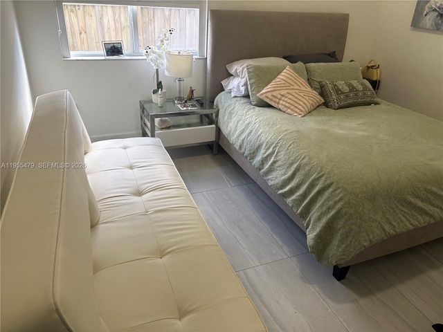 15062 SW 177th Ter, Miami, FL 33187