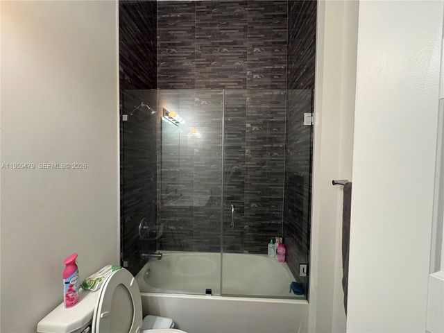 15062 SW 177th Ter, Miami, FL 33187