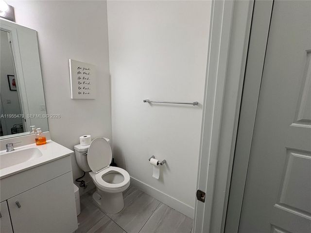 15062 SW 177th Ter, Miami, FL 33187