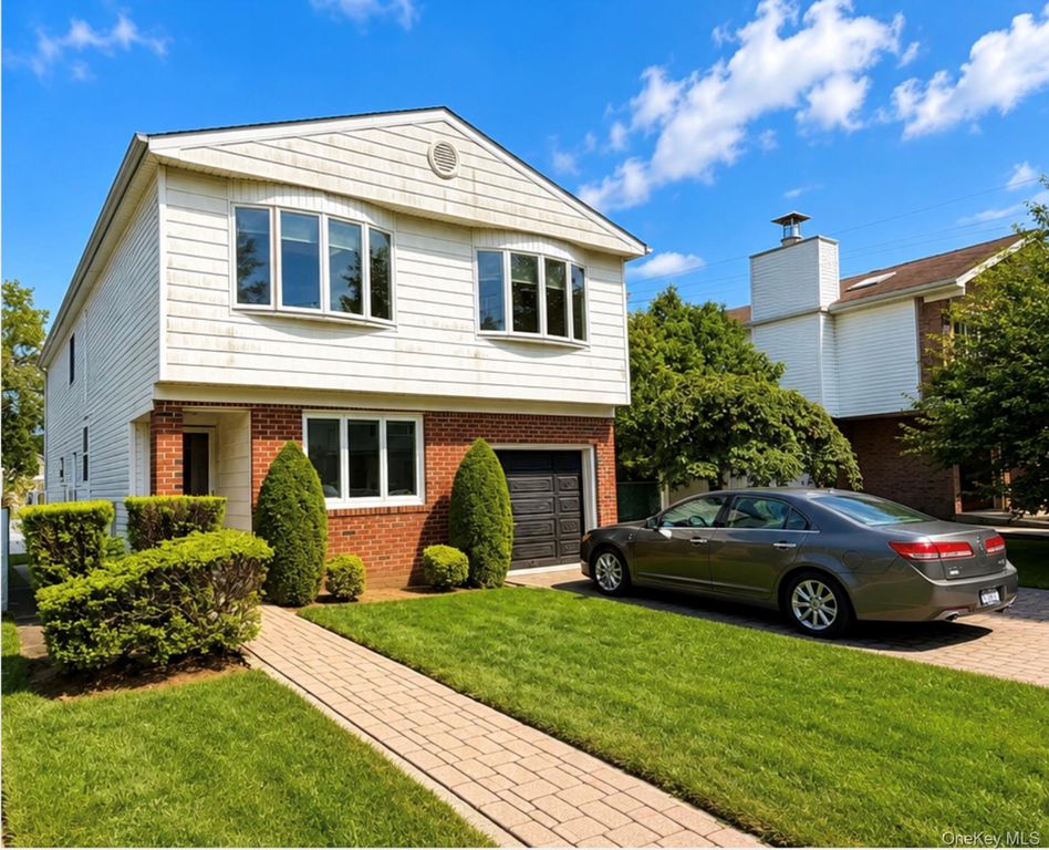 404 Edgegrove Avenue, Staten Island, NY 10312 — exterior
