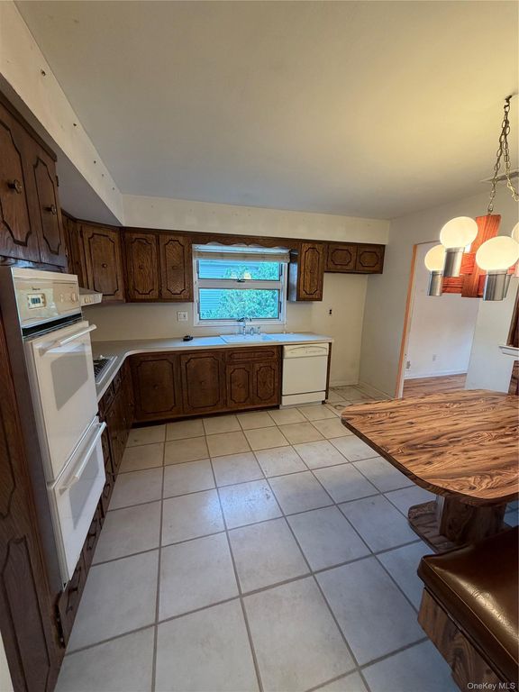 404 Edgegrove Avenue, Staten Island, NY 10312 — photo 4