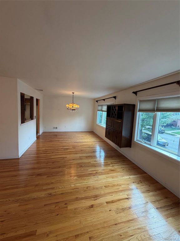 404 Edgegrove Avenue, Staten Island, NY 10312 — photo 5