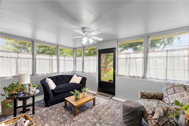 15911 S State Route KK Highway, Pleasant Hill, MO 64080