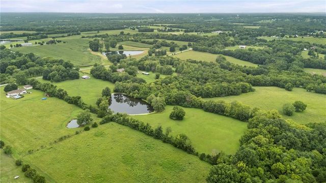 15911 S State Route KK Highway, Pleasant Hill, MO 64080
