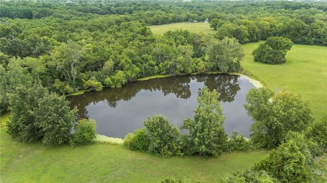 15911 S State Route KK Highway, Pleasant Hill, MO 64080