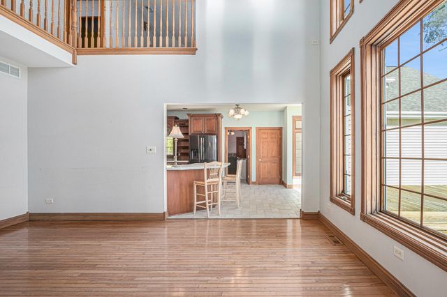 10735 Sherman Street, Crown Point, IN 46307