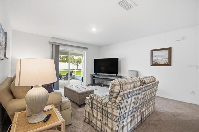 8 POST OAK LANE, Palm Coast, FL 32164