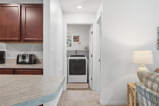 8 POST OAK LANE, Palm Coast, FL 32164