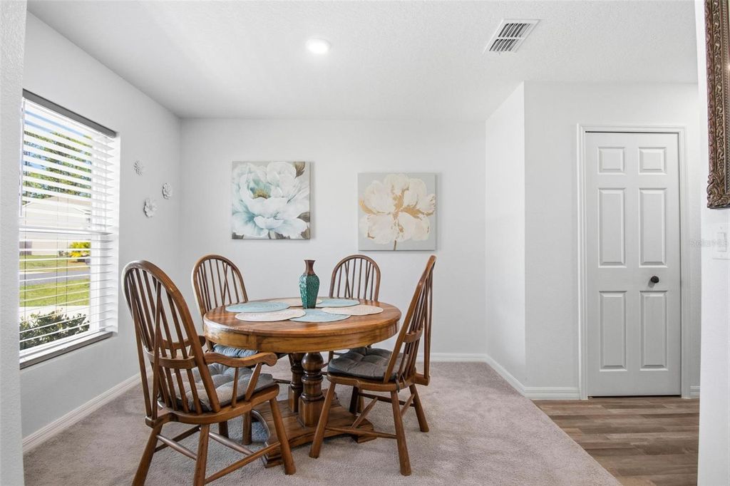 Image 3 of property listing at 8 POST OAK LANE, Palm Coast, FL 32164