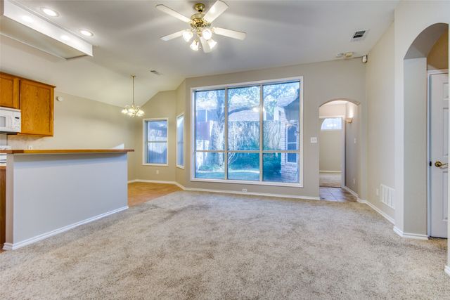 1913 Piney Creek Boulevard, Denton, TX 76205