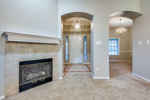 1913 Piney Creek Boulevard, Denton, TX 76205