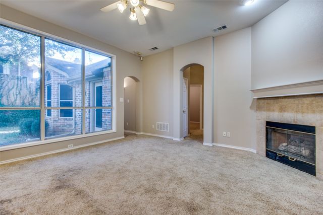 1913 Piney Creek Boulevard, Denton, TX 76205