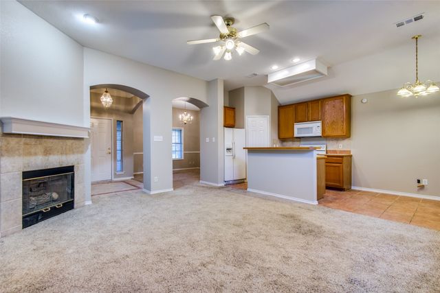 1913 Piney Creek Boulevard, Denton, TX 76205
