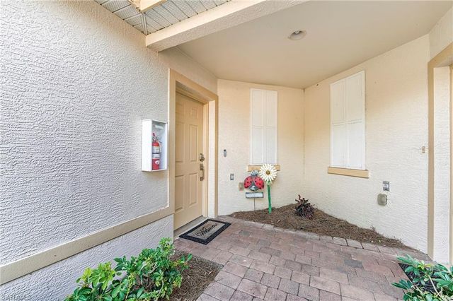 3080 Meandering WAY 201, Fort Myers, FL 33905