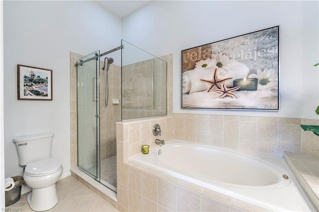 3080 Meandering WAY 201, Fort Myers, FL 33905