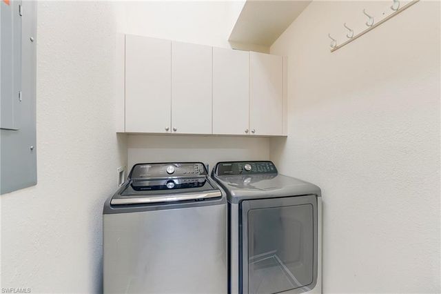 3080 Meandering WAY 201, Fort Myers, FL 33905