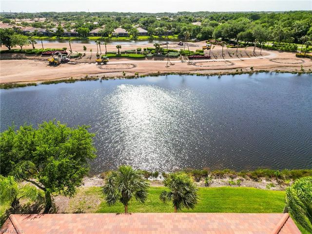 3080 Meandering WAY 201, Fort Myers, FL 33905
