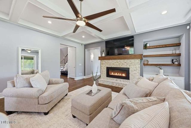 123 North Forest Lane, Blountville, TN 37617