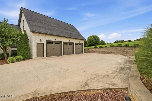 123 North Forest Lane, Blountville, TN 37617