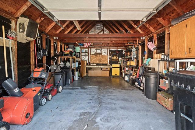 1420 N CHARLOTTE STREET, Appleton, WI 54911