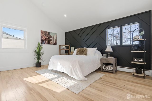 37 Albert Drive, Sayreville, NJ 08872