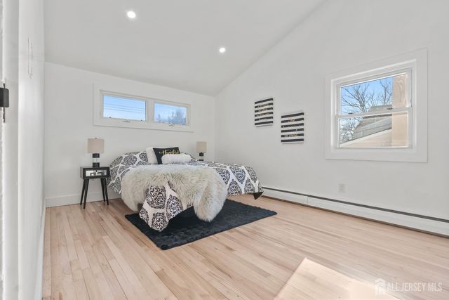 37 Albert Drive, Sayreville, NJ 08872